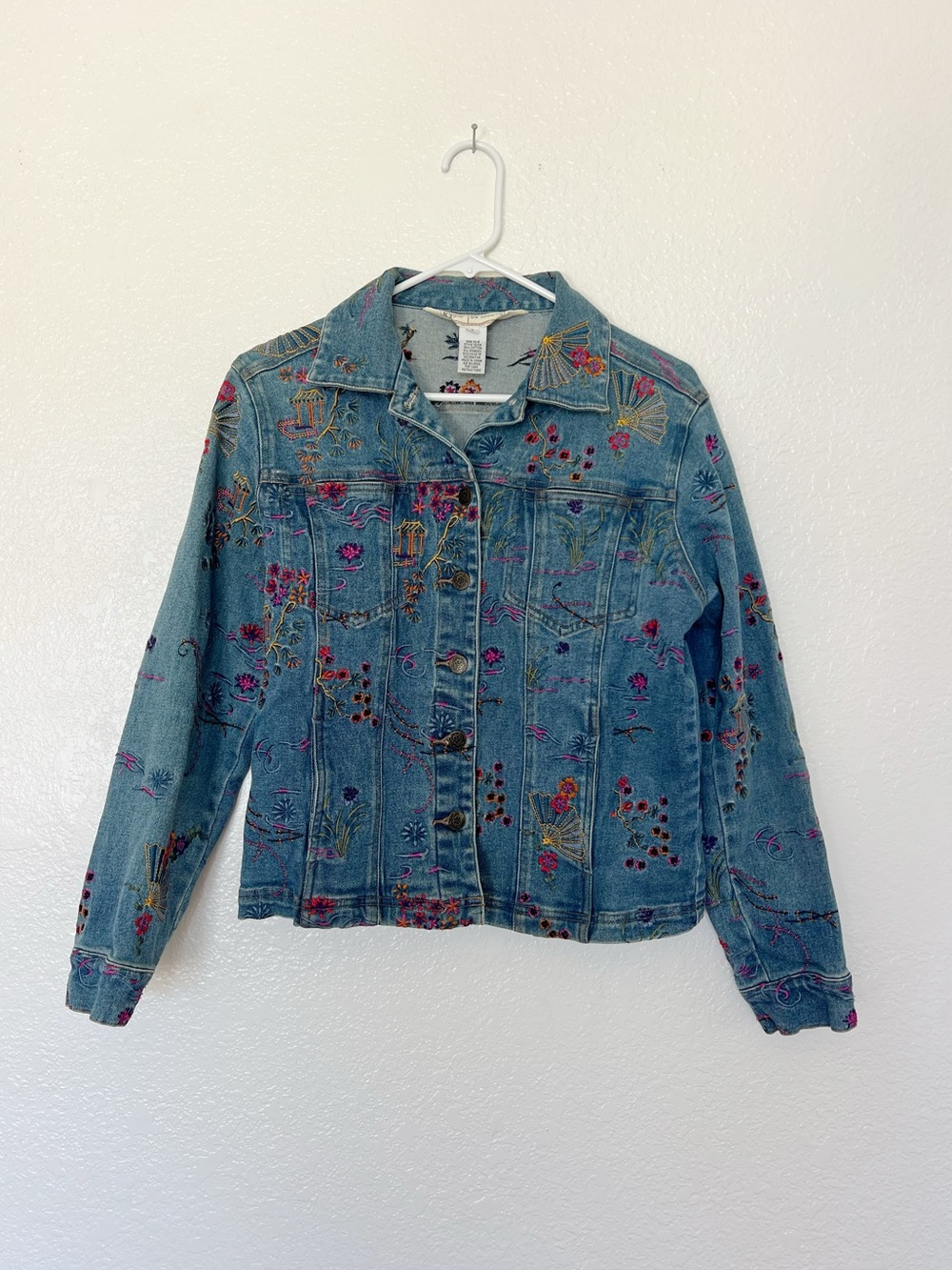 1990s Embroidered Blue Jean Jacket Vintage Retro Floral Embroidery Asian Scene S